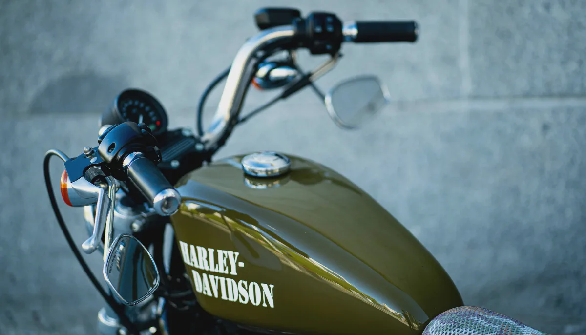 Harley-Davidson mit sinnvollen Upgrades für Ergonomie, Reifen, Fahrwerk und Alltag.