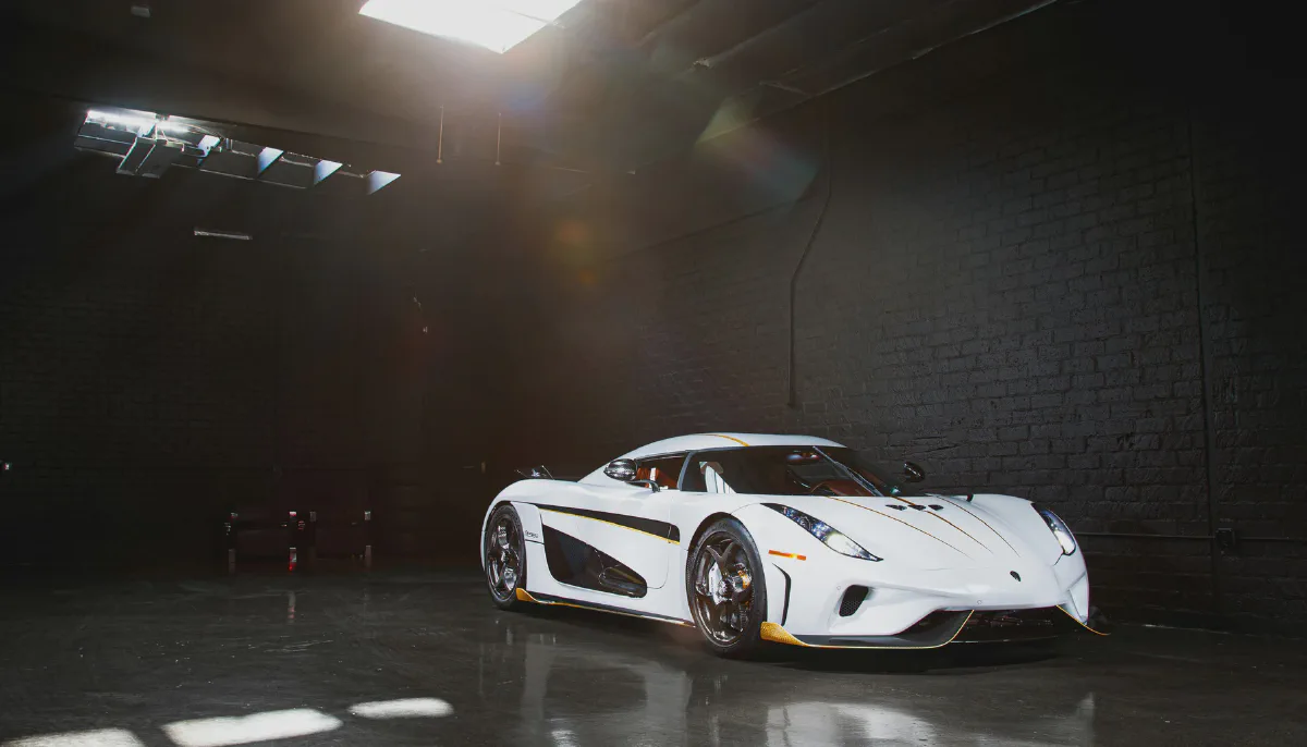 Hypercar als emotionales Lieblingsobjekt zwischen Mechanik, Material, Nutzung und Erinnerung.